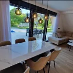 Pine Nest Σπίτι διακοπών Široki Brijeg