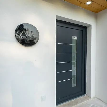 Casa de Férias Pine Nest Široki Brijeg